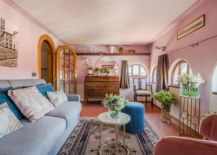 Horizon Panoramic Penthouse With Elevator In Lucca